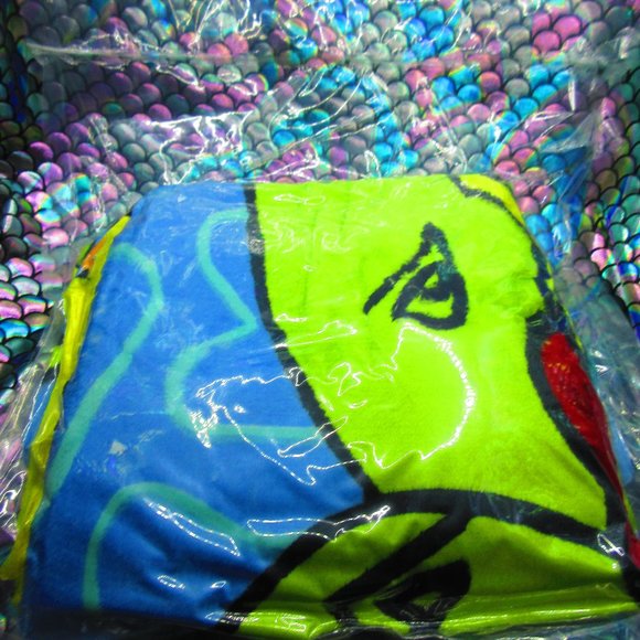 Heffer From Rockos Modern Life Blanket From Nick Box Exclusive - Picture 2 of 9